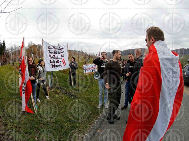 Antifa-Demo und Gegendemo in Spielfeld und Umgebung