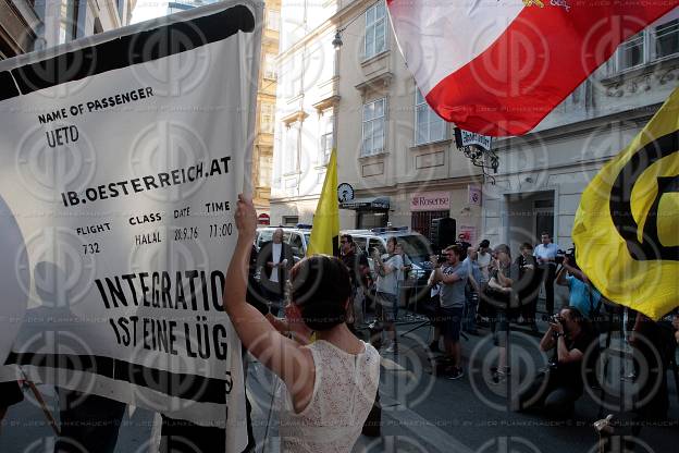 Demo der Identitaeren