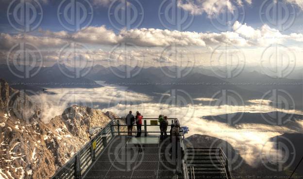 Steirische Sehenswürdigkeiten - Sky Walk am Dachstein