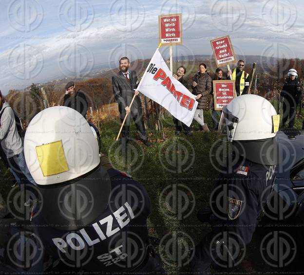 Antifa-Demo und Gegendemo in Spielfeld und Umgebung