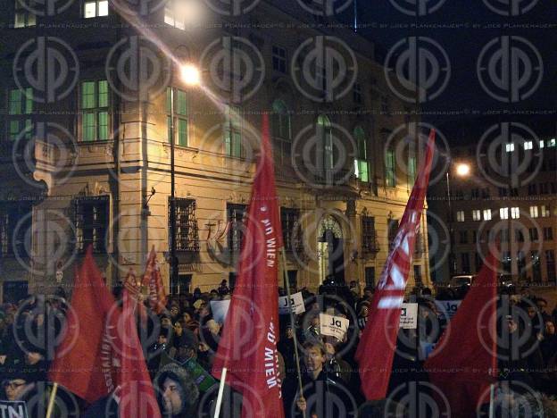 Demo in Wien gegen Fluechtlingskonferenz