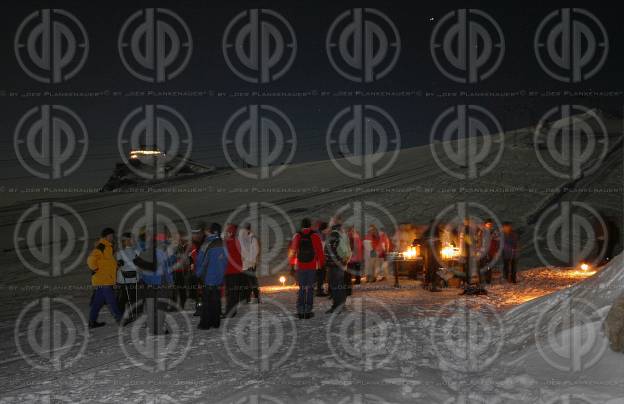 Mondscheinwandern am Dachsteingletscher