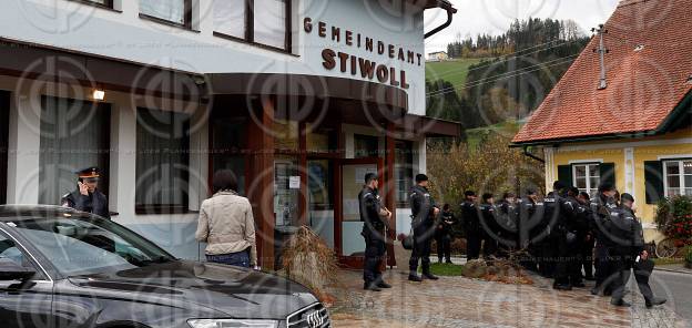 Fahndung nach Amok-Schuetzen in Stiwoll