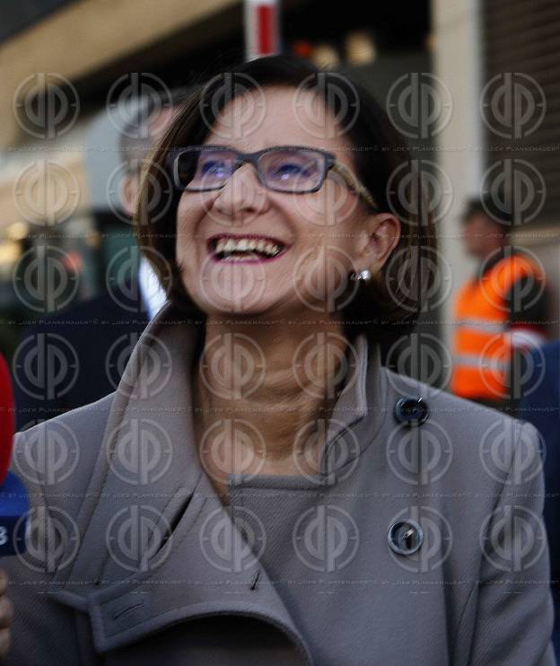 Innenministerin besucht Spielfeld mit EU-Migrationskommissar  AV