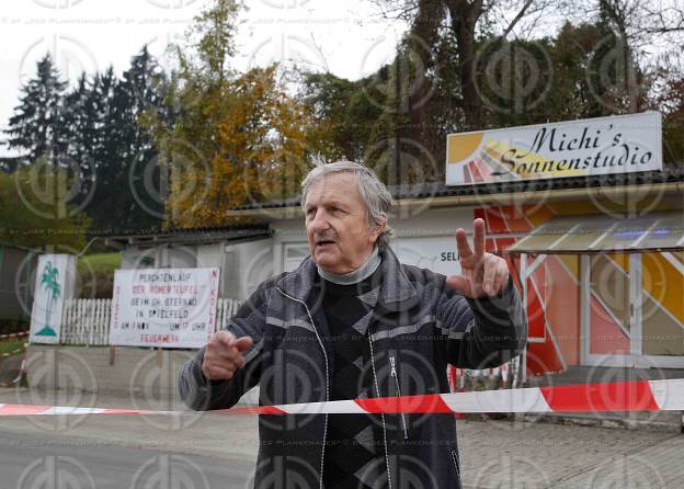 Fluechlingstragoedie an der Grenze in Strass-Spielfeld