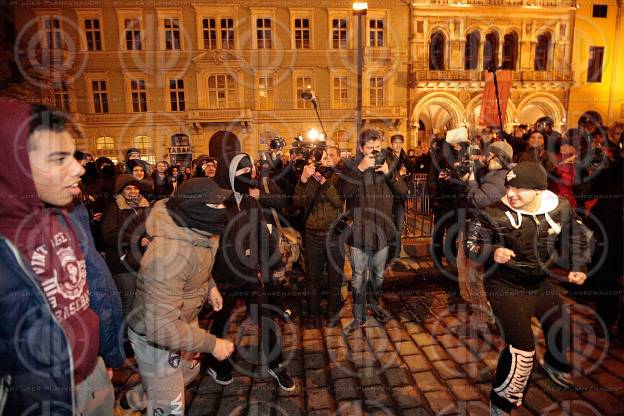 Pegida Demo und Gegendemo