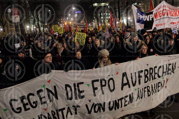 Demos gegen den Akadenikerball 2018