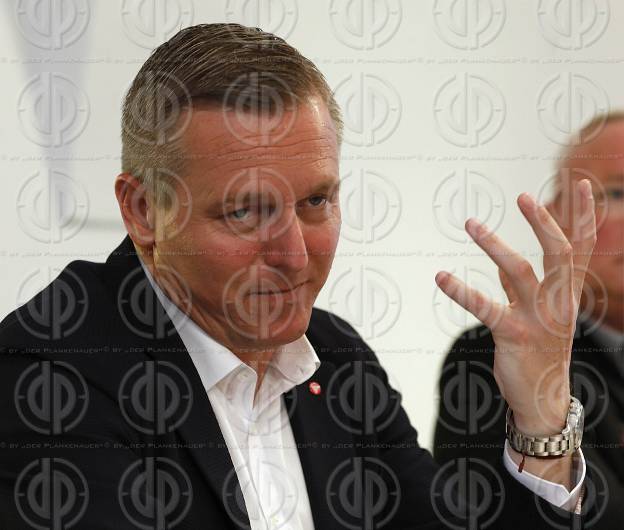 BMin. Mario KUNASEK im steir. Presseclub