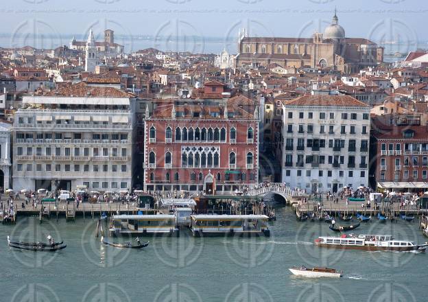 Schiffskreuzfahrt von Venedig bis Istanbul