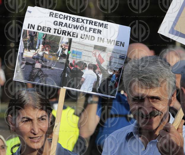 Demo der Kurden in Wien