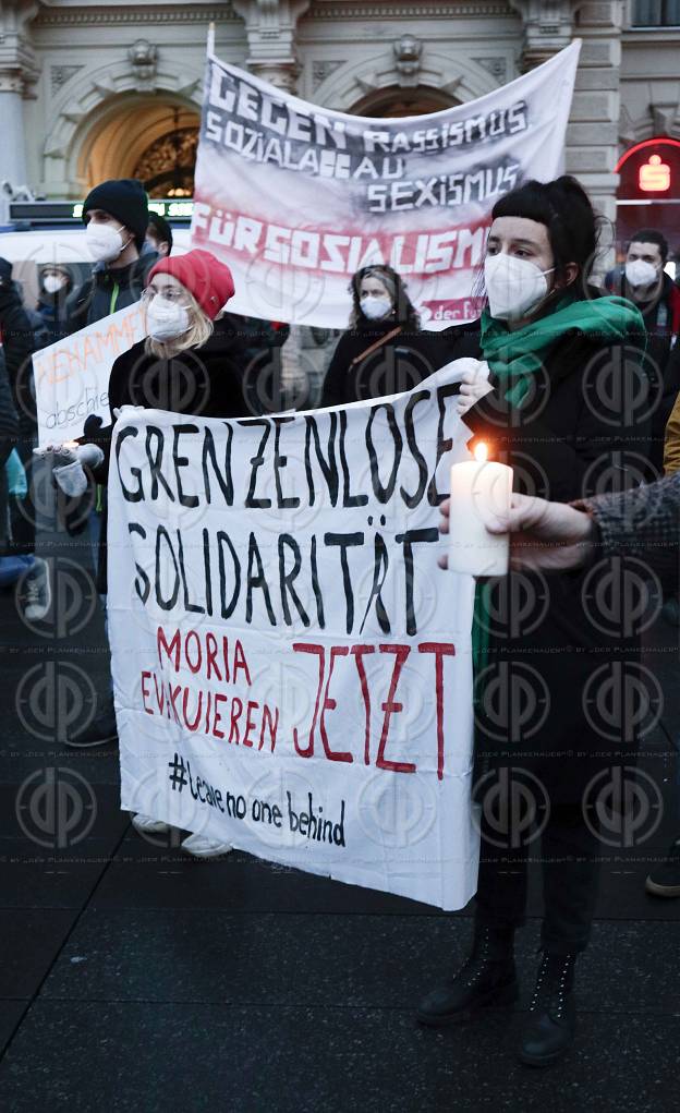 Grazer Lichtermeer gegen Abschiebungen am 30.01.2021