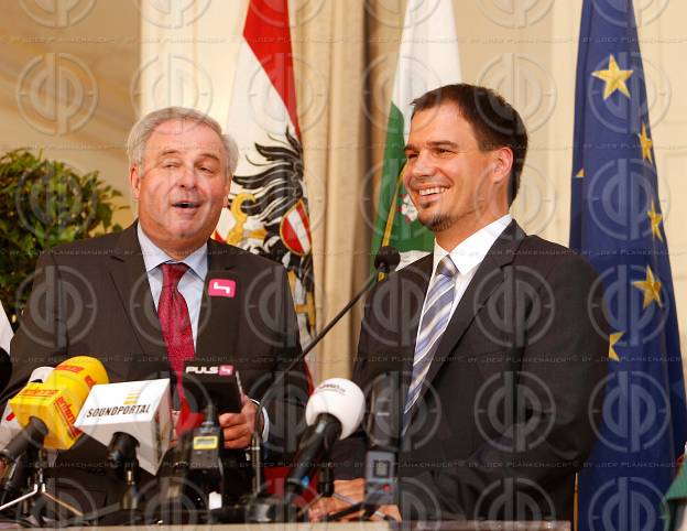 Pressekonferenz - LH Voves tritt zurueck