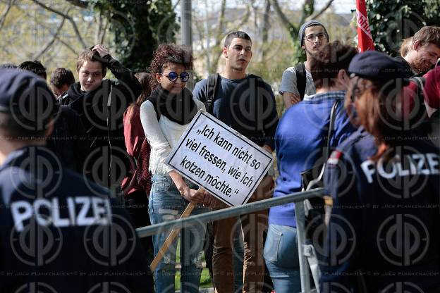 PEGIDA Demo und Gegendemo NO PEGIDA