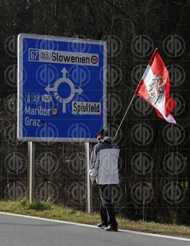 Antifa-Demo und Gegendemo in Spielfeld und Umgebung