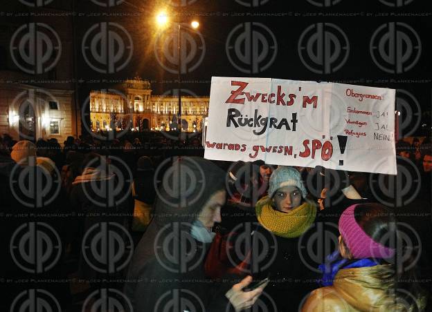 Demo in Wien gegen Fluechtlingskonferenz