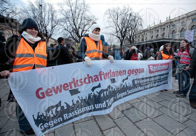 Pegida Demo und Gegendemo